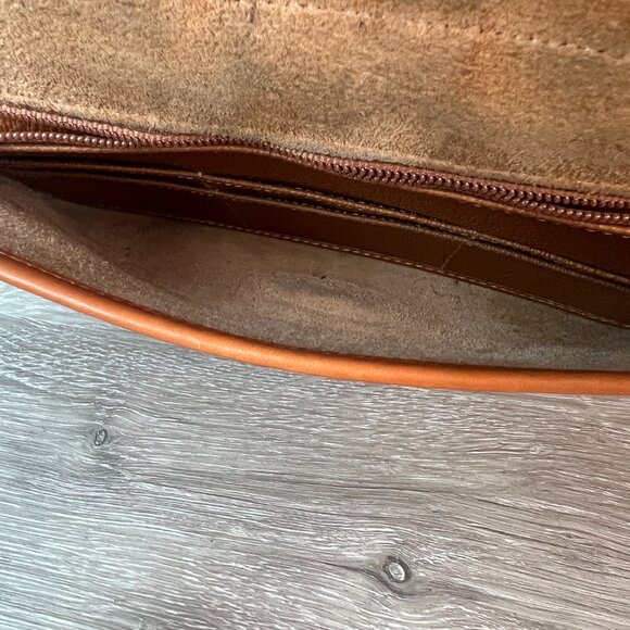 Vintage All Weather Dooney and Bourke Equestrian shoulder bag Crossbody - Picture 8 of 8